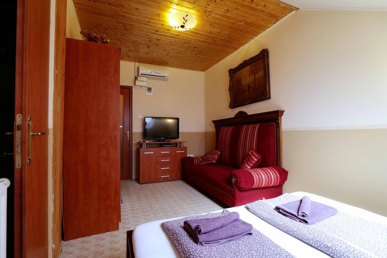 Nyilas Fogadó Nyiregyhaza Exterior foto