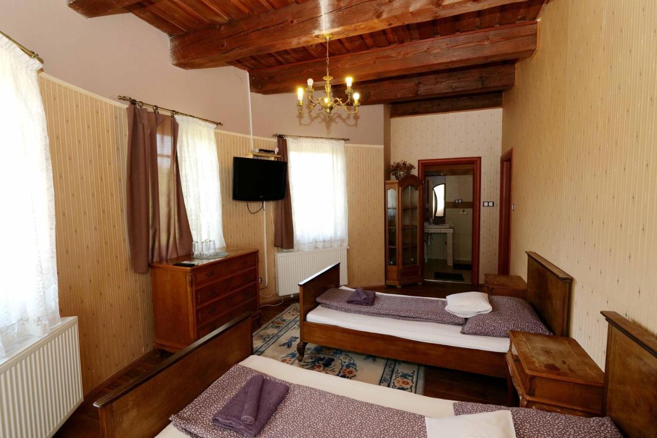 Nyilas Fogadó Nyiregyhaza Exterior foto