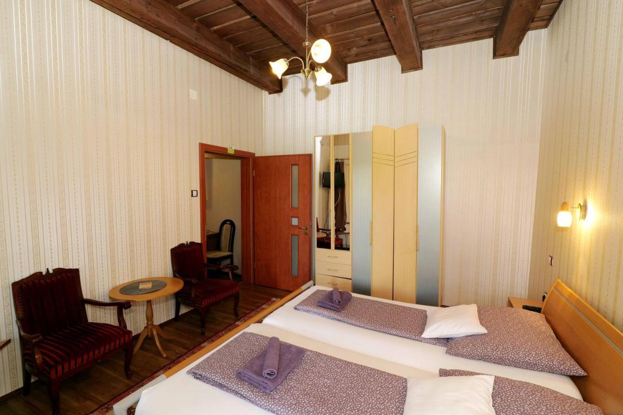 Nyilas Fogadó Nyiregyhaza Exterior foto